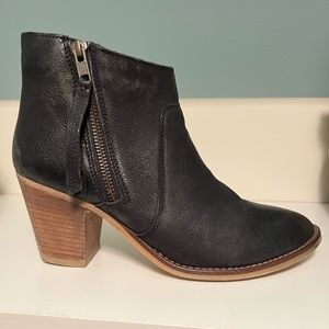 Urban Outfitter Booties
